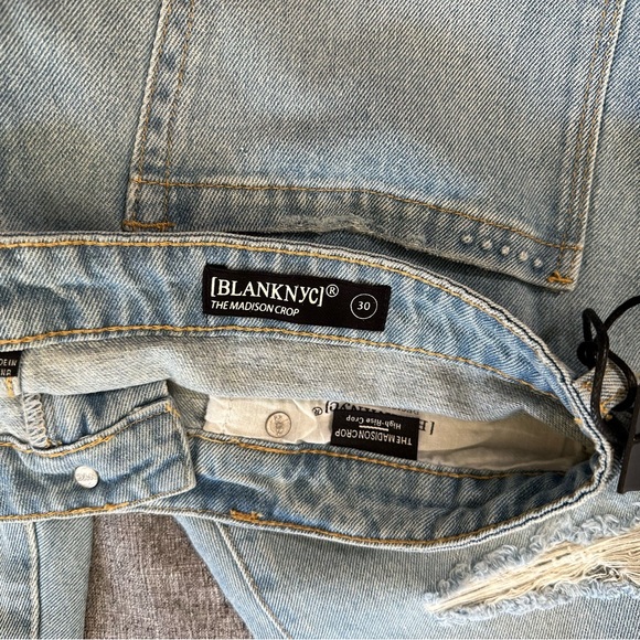 BlankNYC Madison Distressed High Rise Crop Jeans NWT - Picture 5 of 5